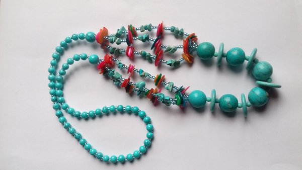 Collier  turquoise. .