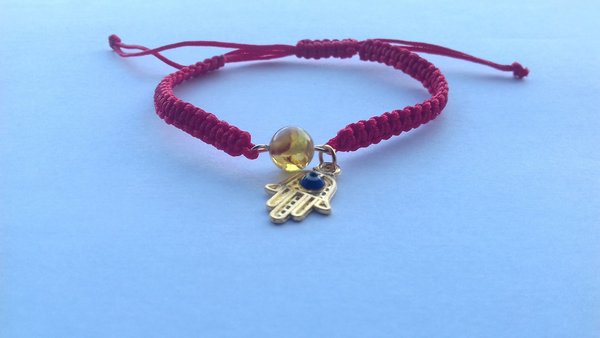 Bracelet talisman avec perle  ambre